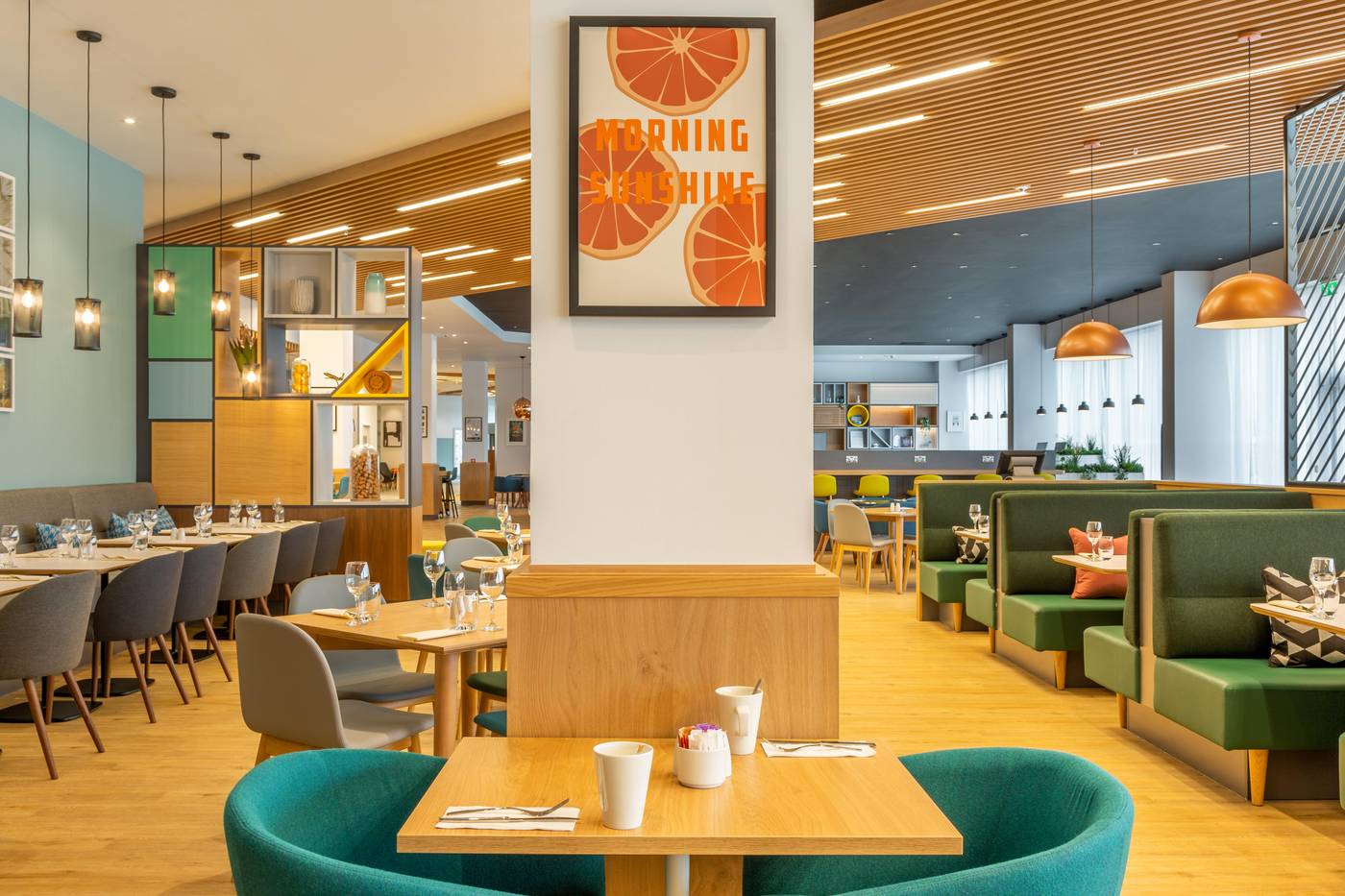 Holiday-Inn-Dublin-Airport-Restaurant-45