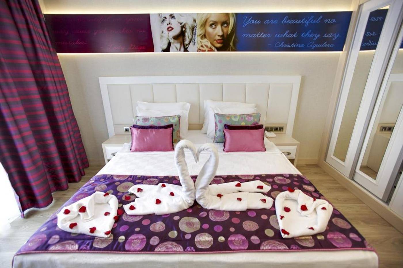 Azura Deluxe Resort & SPA Hotel - Family Room with Land View