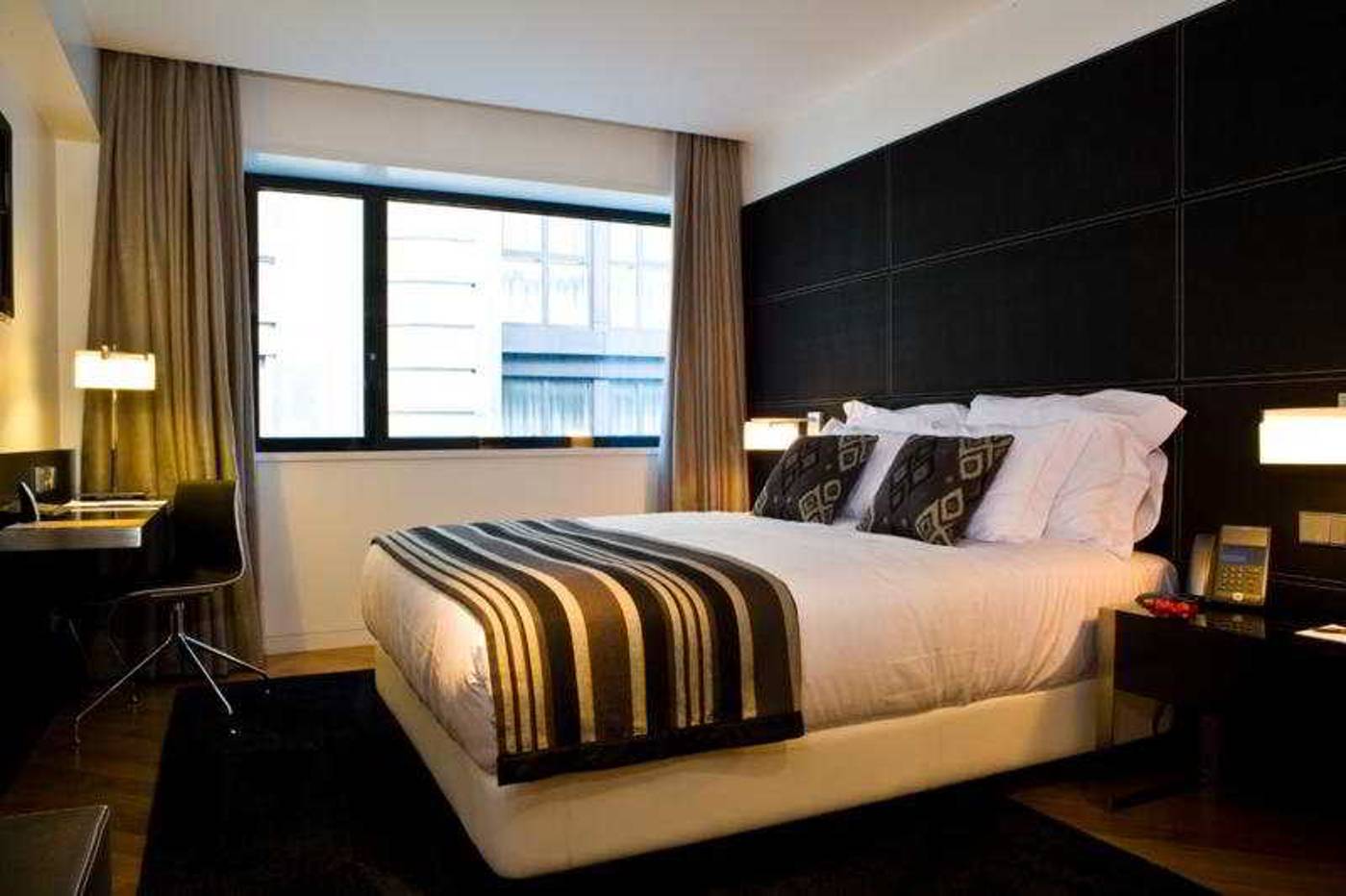 Inffinit-Spain-VIGO-Room-7