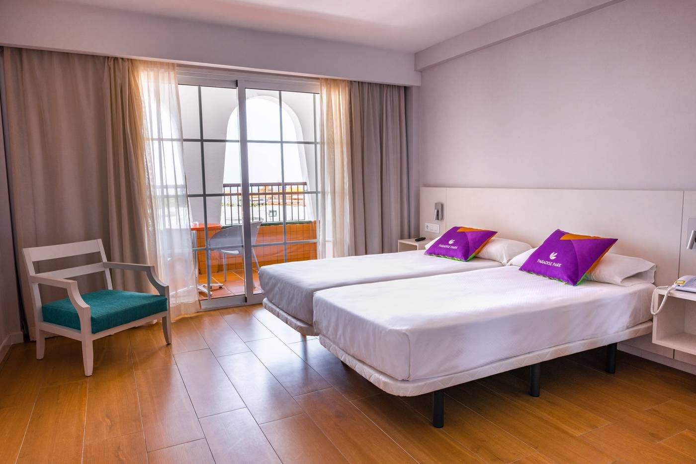 Paradise-Park-Fun-Lifestyle-Hotel-Room-26