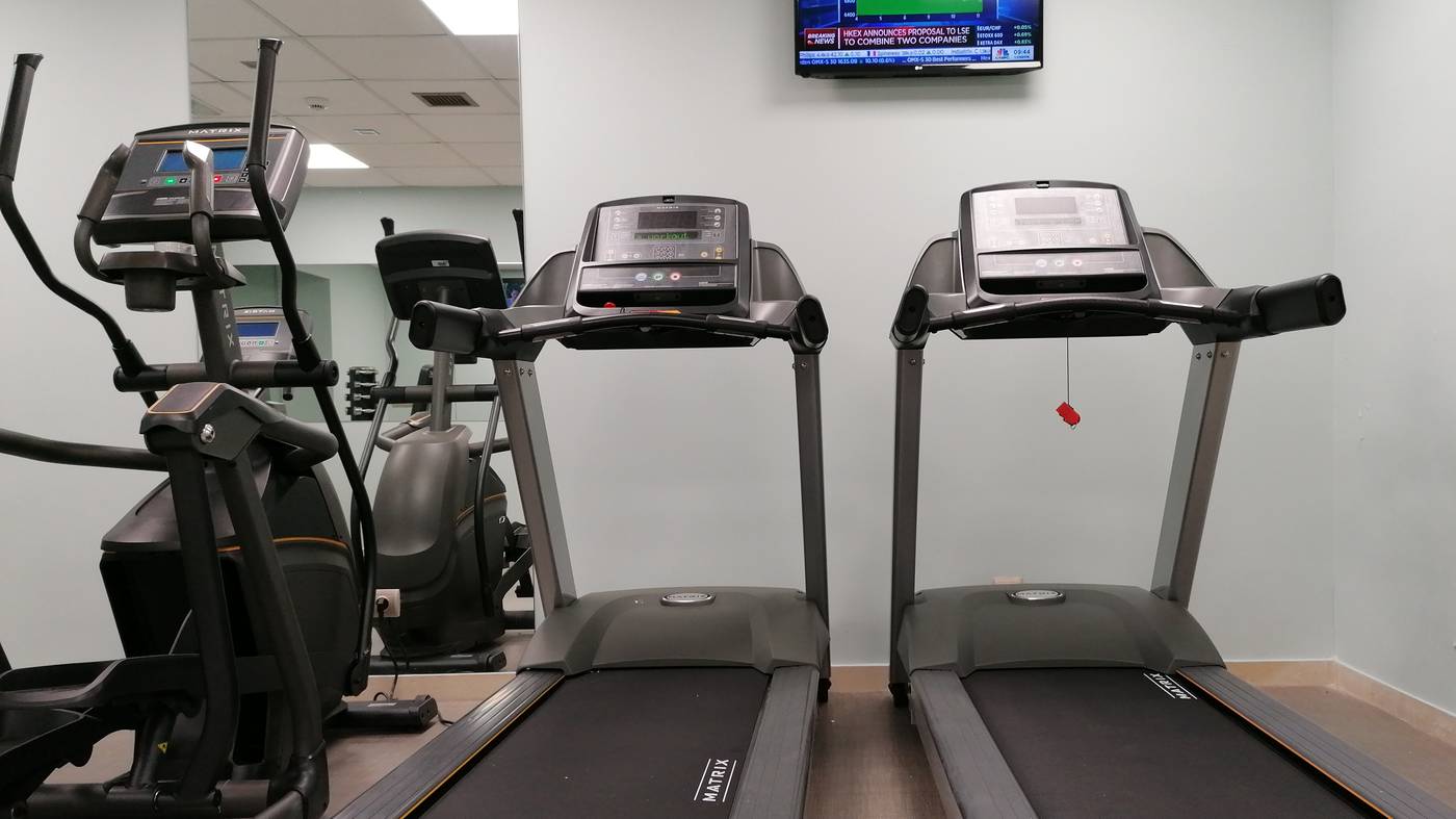 Hotel-Fenix-Sports-and-Entertainment-25