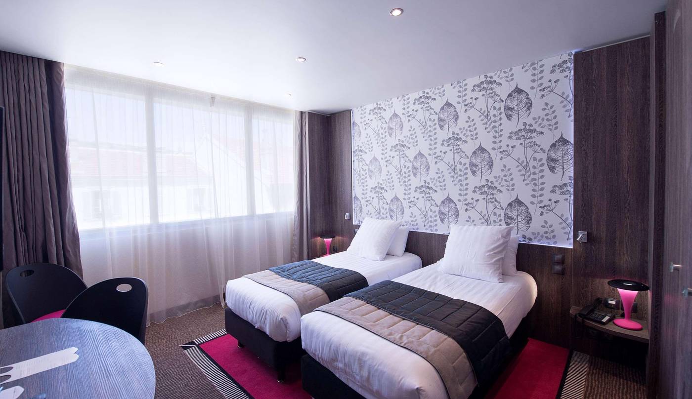 Best-Western-Premier-Patio-des-Artistes-Room-18