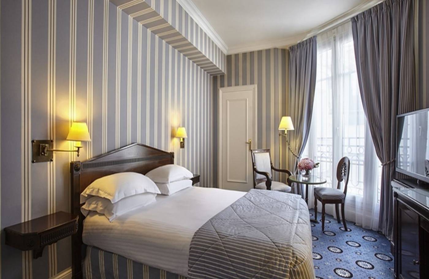 Maison-Astor-Paris--Curio-Collection-by-Hilton-Room-33