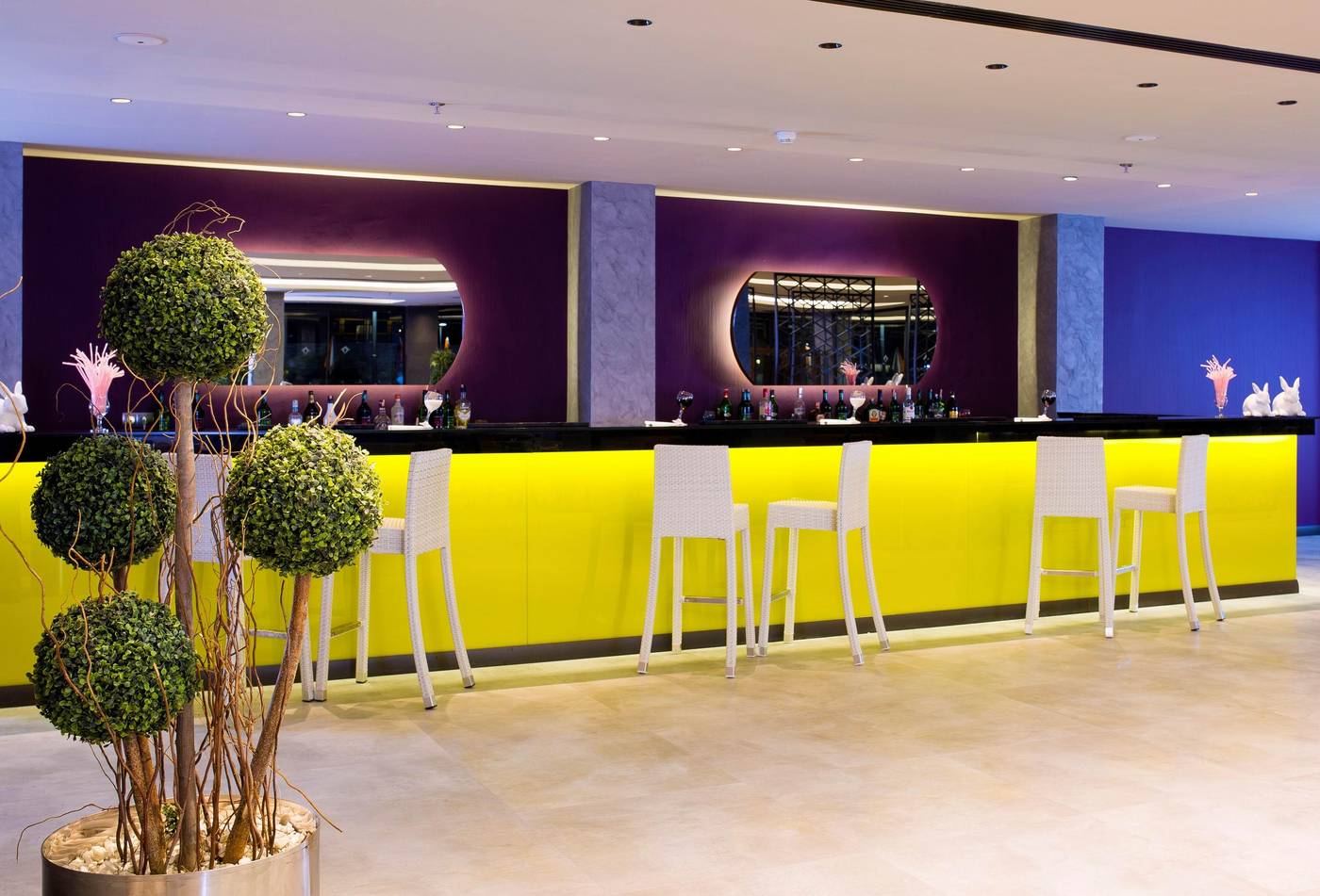Mirage-World-Bar-47