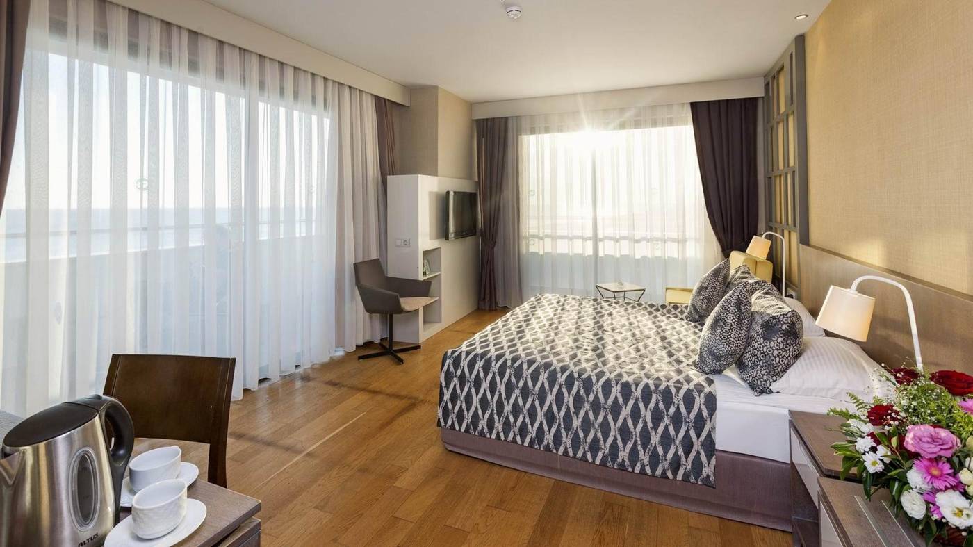 Sherwood-Dreams-Resort-Room-34