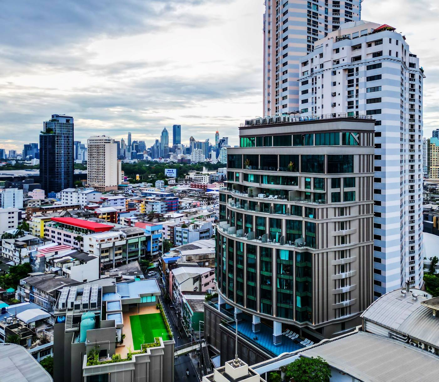 VALIA-Hotel-Bangkok-Sukhumvit-General-view-4