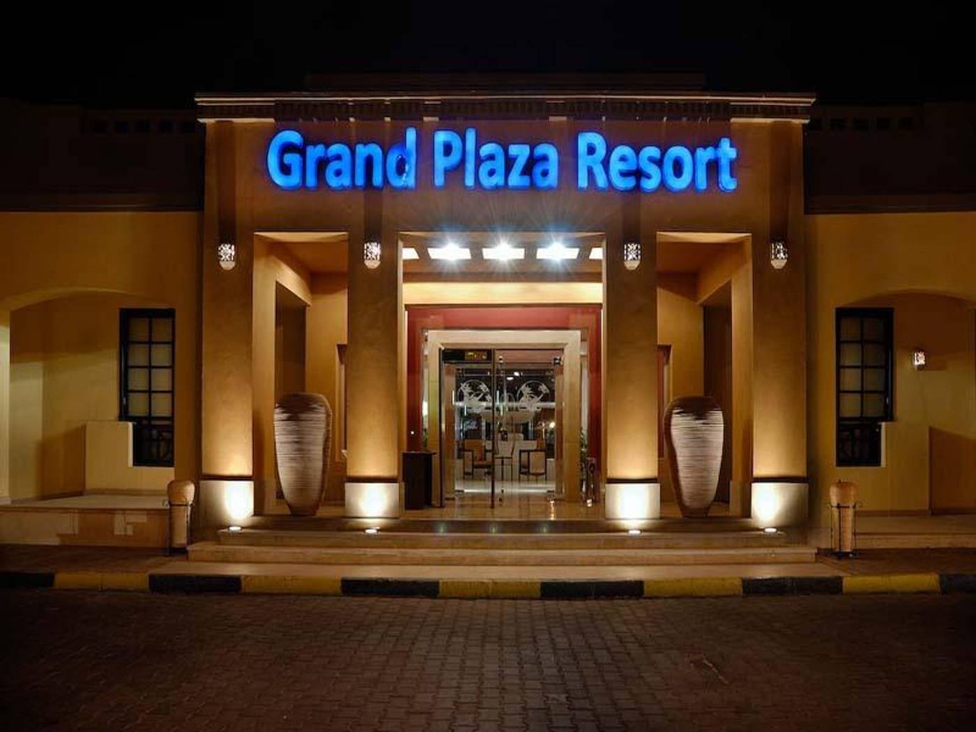 Grand Plaza Resort