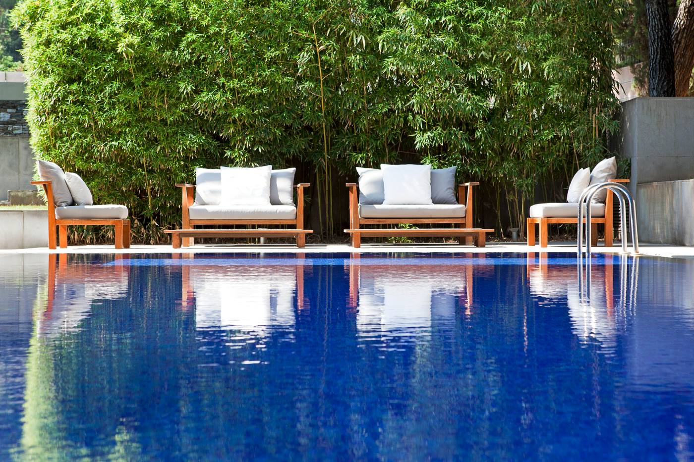 Life-Gallery-athens-Pool-20