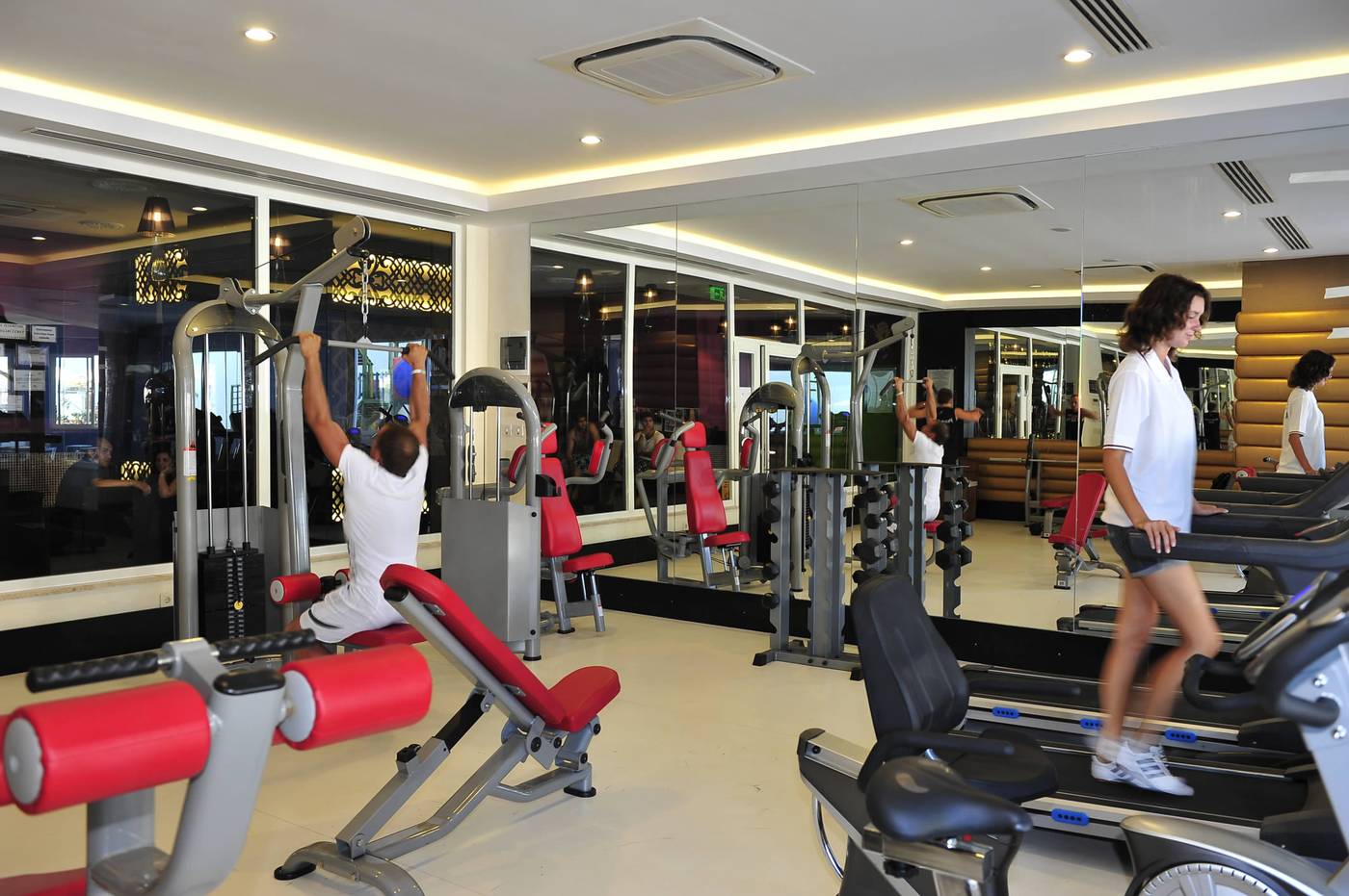 Lake---River-Side-Hotel---Spa-Sports-and-Entertainment-75