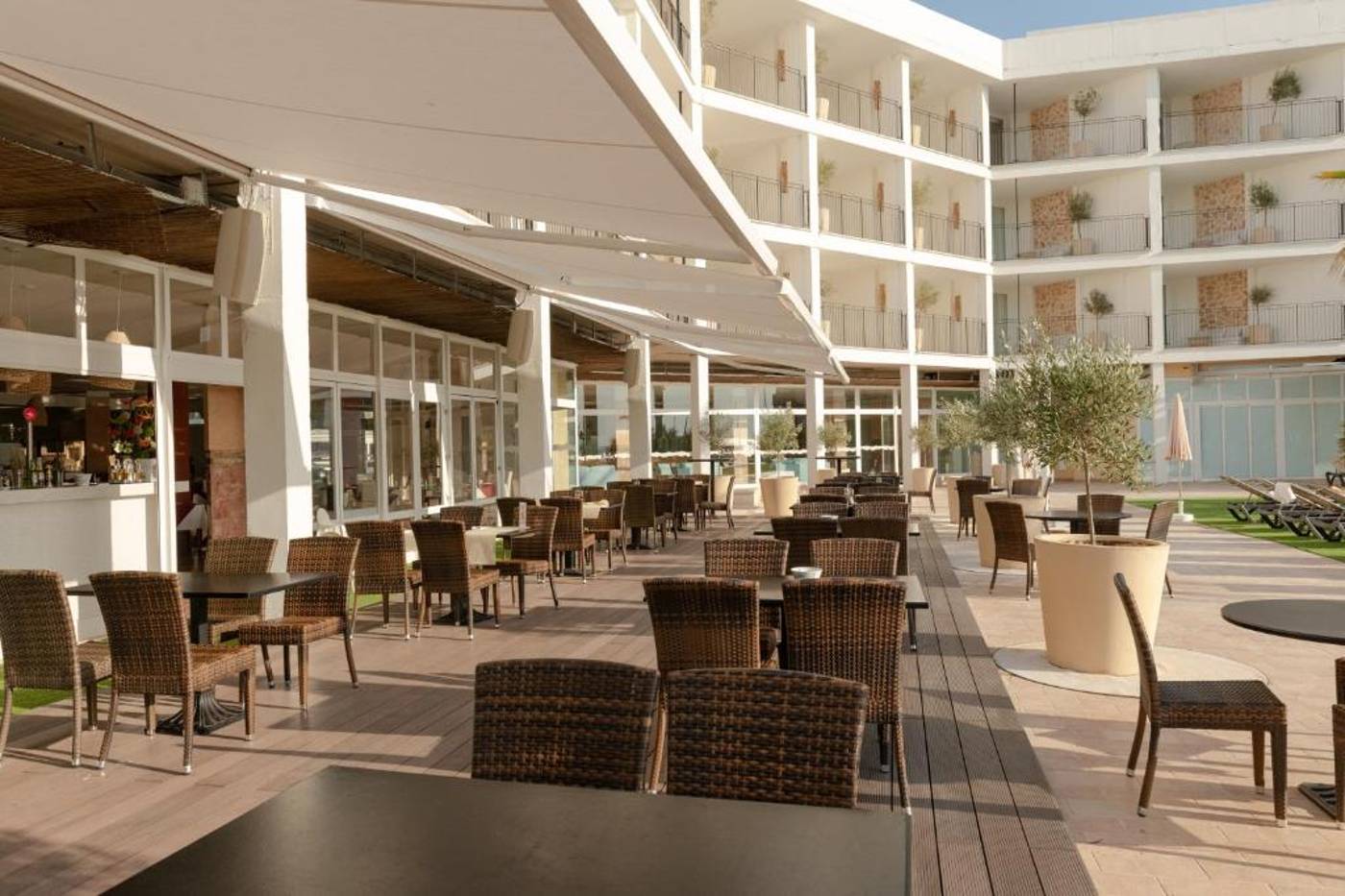 Blau-Park-Terrace-10