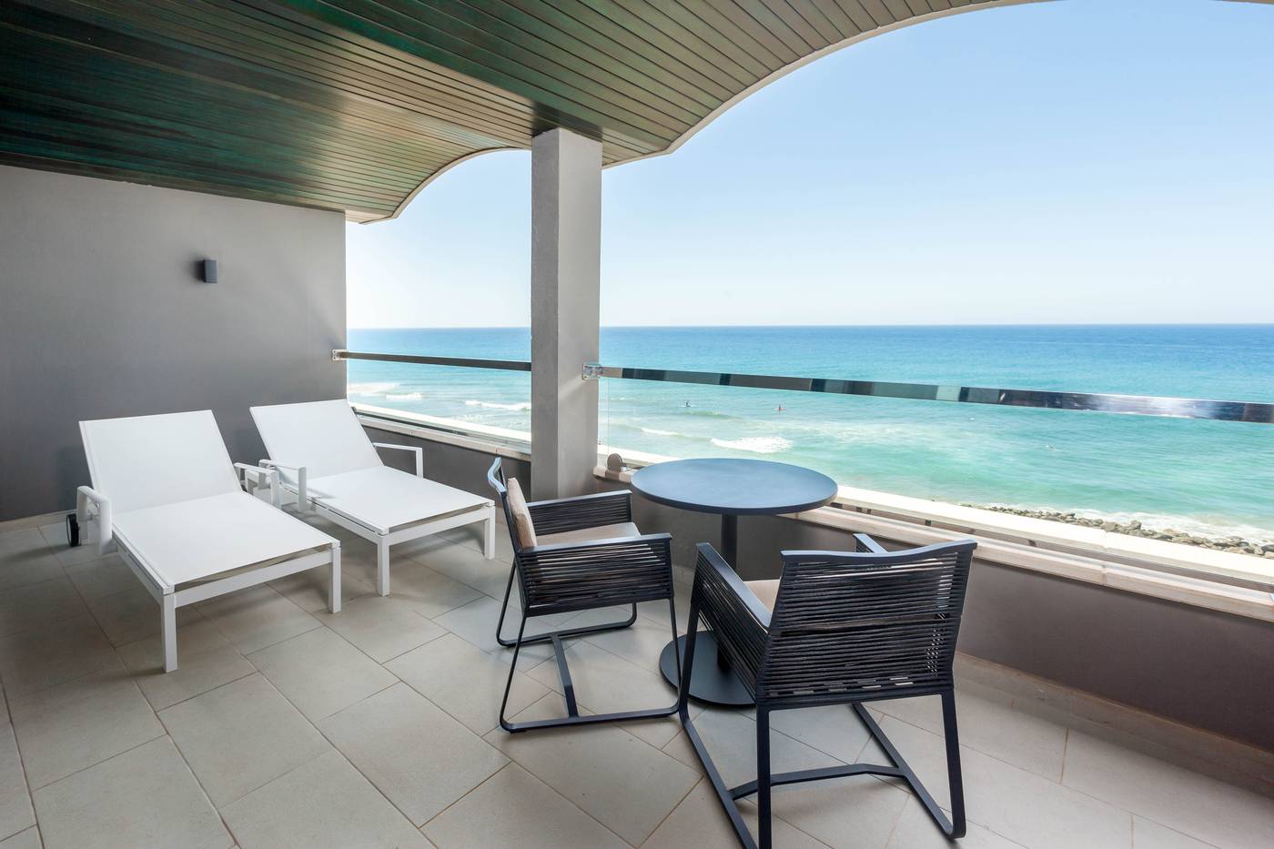 Hotel-Faro--a-Lopesan-Collection-Hotel-Room-43
