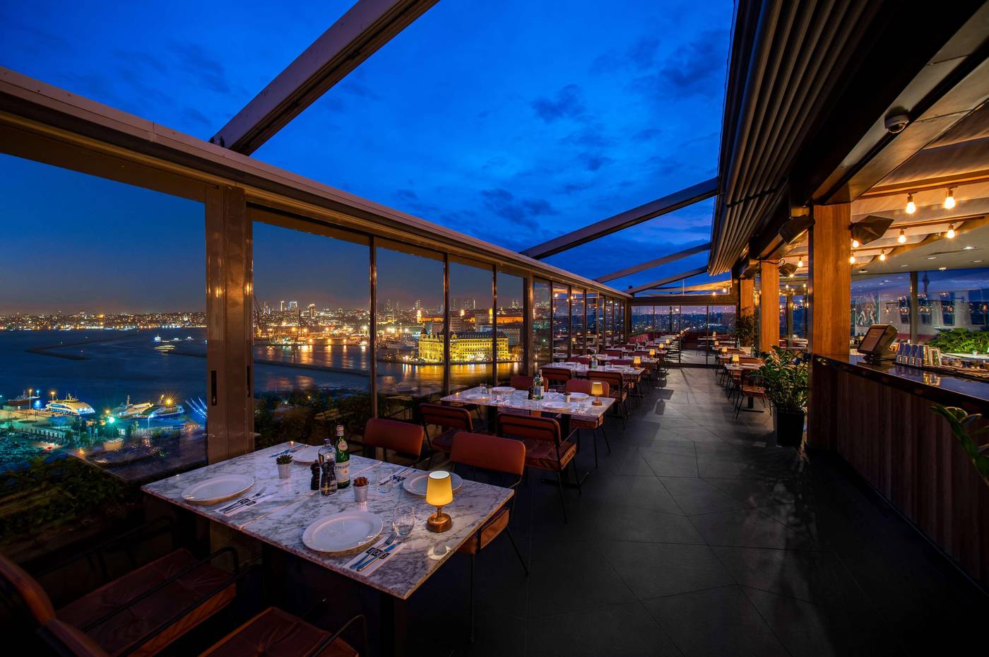 DoubleTree-by-Hilton-Hotel-Istanbul---Moda-Restaurant-50
