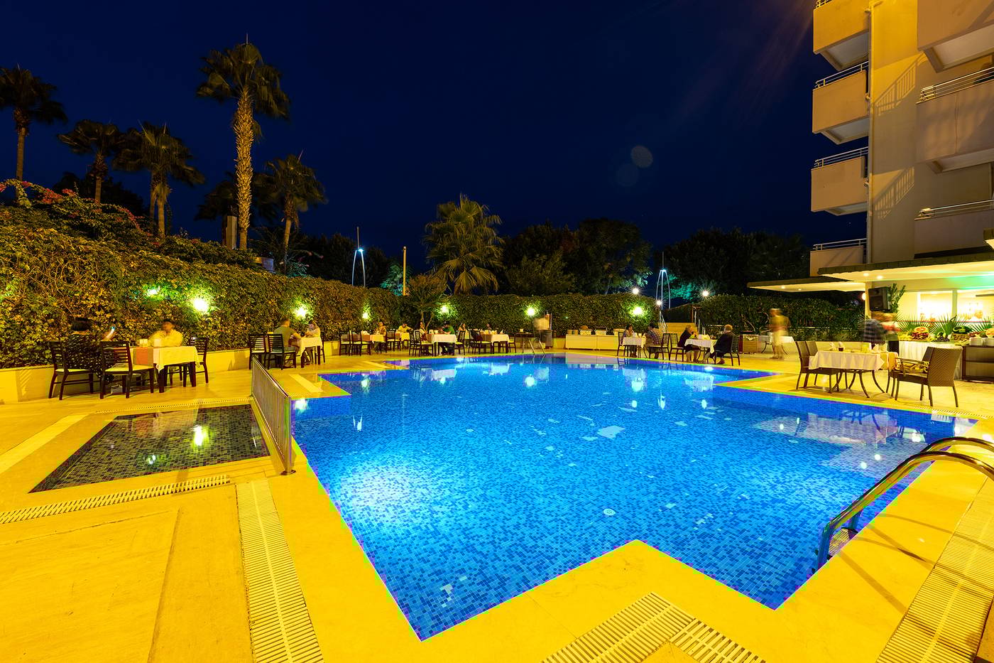 Viking-Nona-Beach-Pool-11