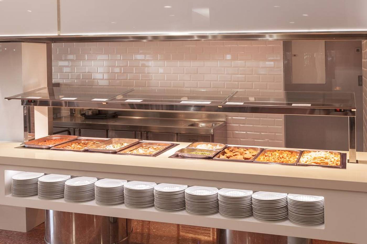 Port-Denia-Restaurant-33