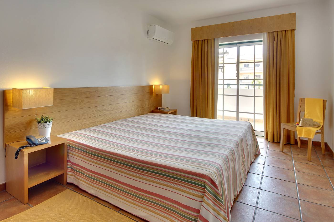 Novochoro-Apartments-Room-18