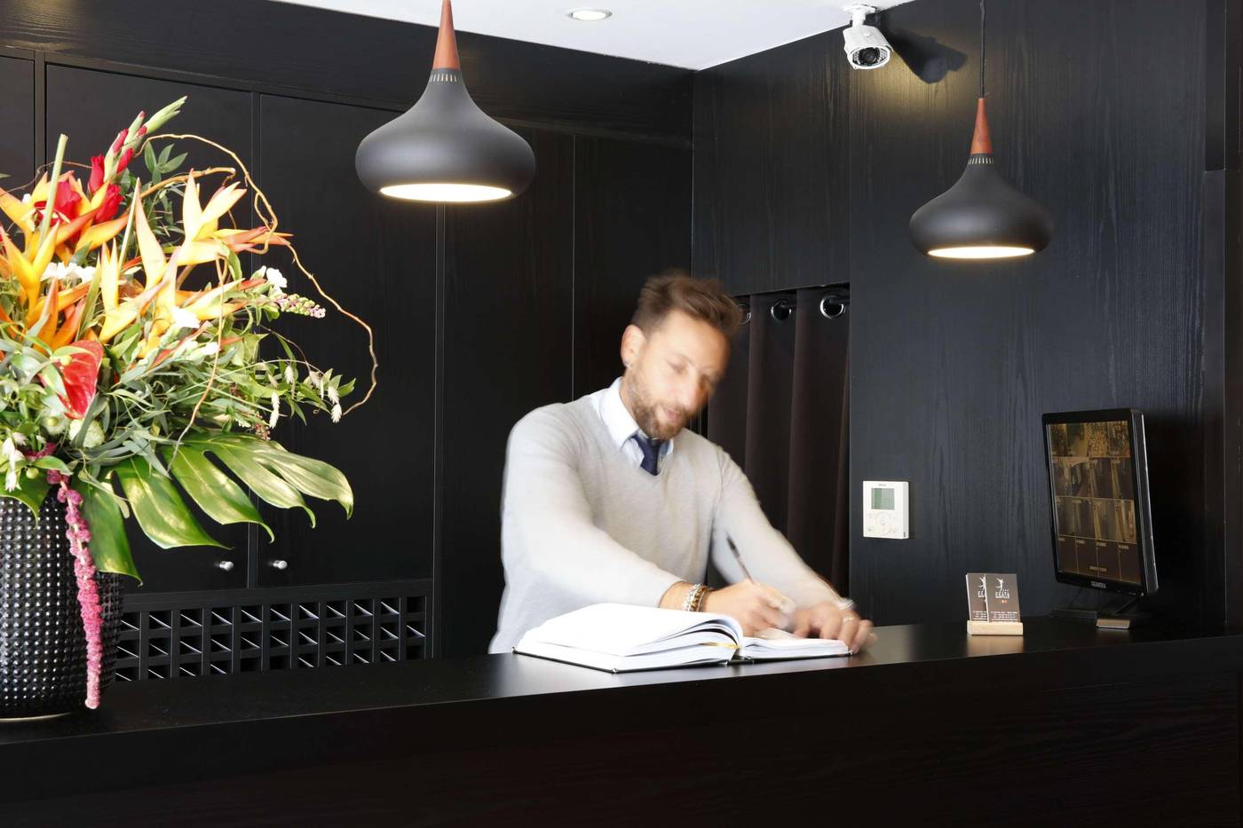 Paris-Bastille-Lobby-20