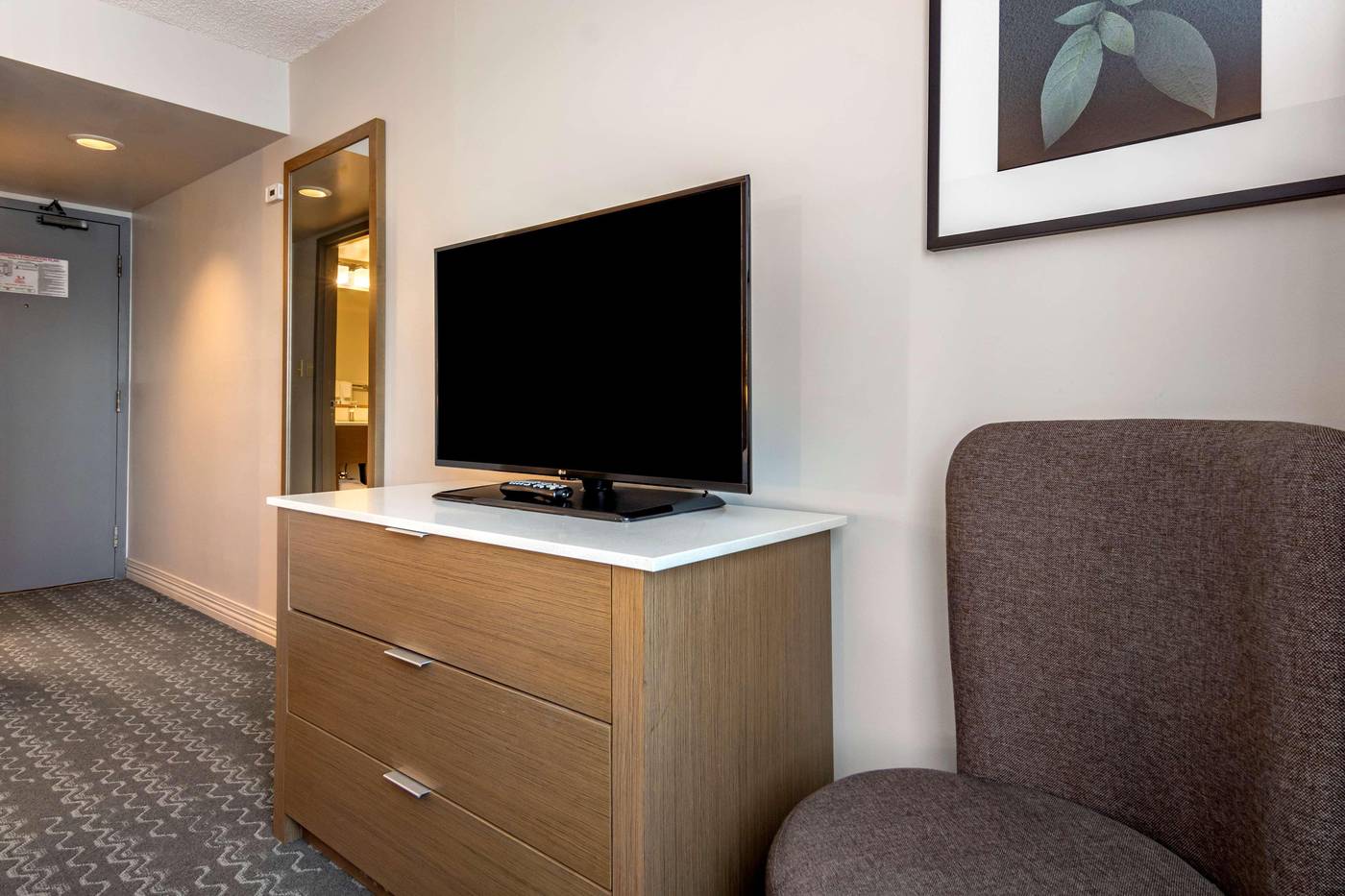 Best-Western-Plus-Vancouver-Airport-Hotel-Room-29