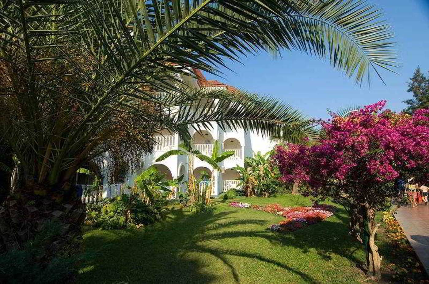 Sailor-s-Beach-Club-General-view-9