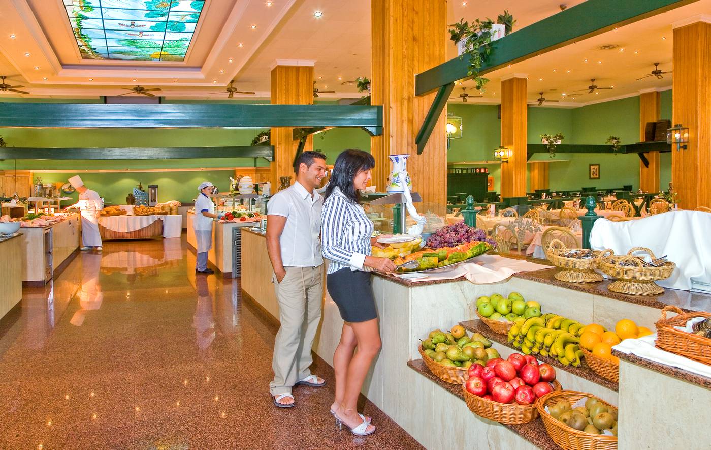 Blue-Sea-Costa-Bastian-Restaurant-36