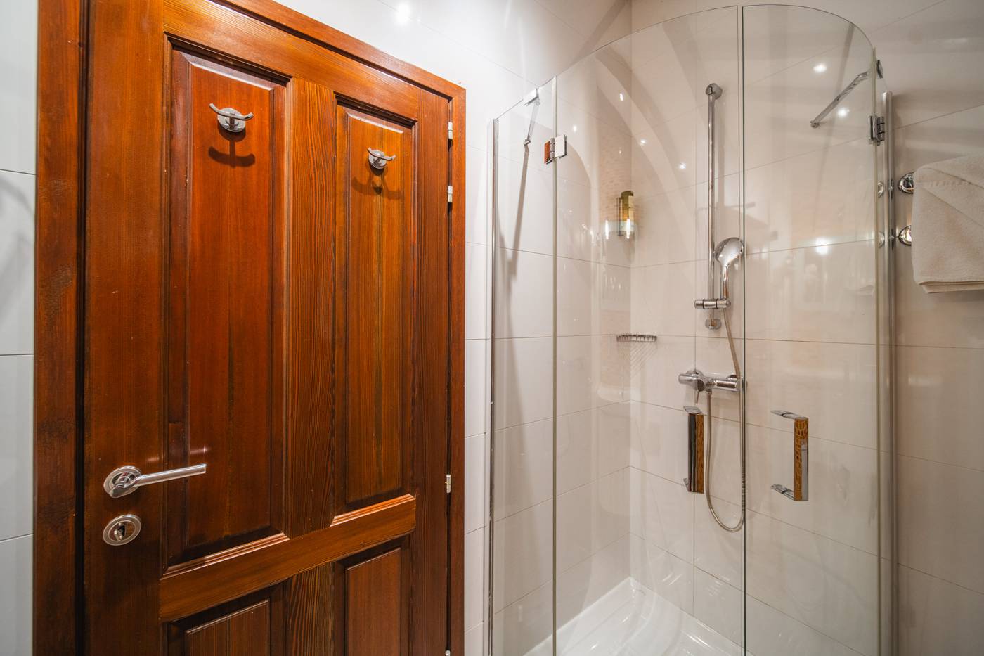 Villa-Franica-Room-35