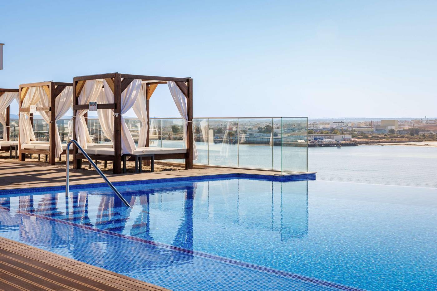 Jupiter-Marina-Hotel---Couples---Spa--Adults-Only--Pool-3