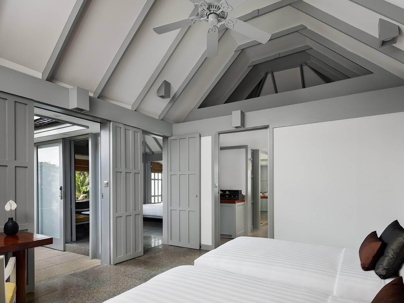 The-Surin-Phuket-Room-32