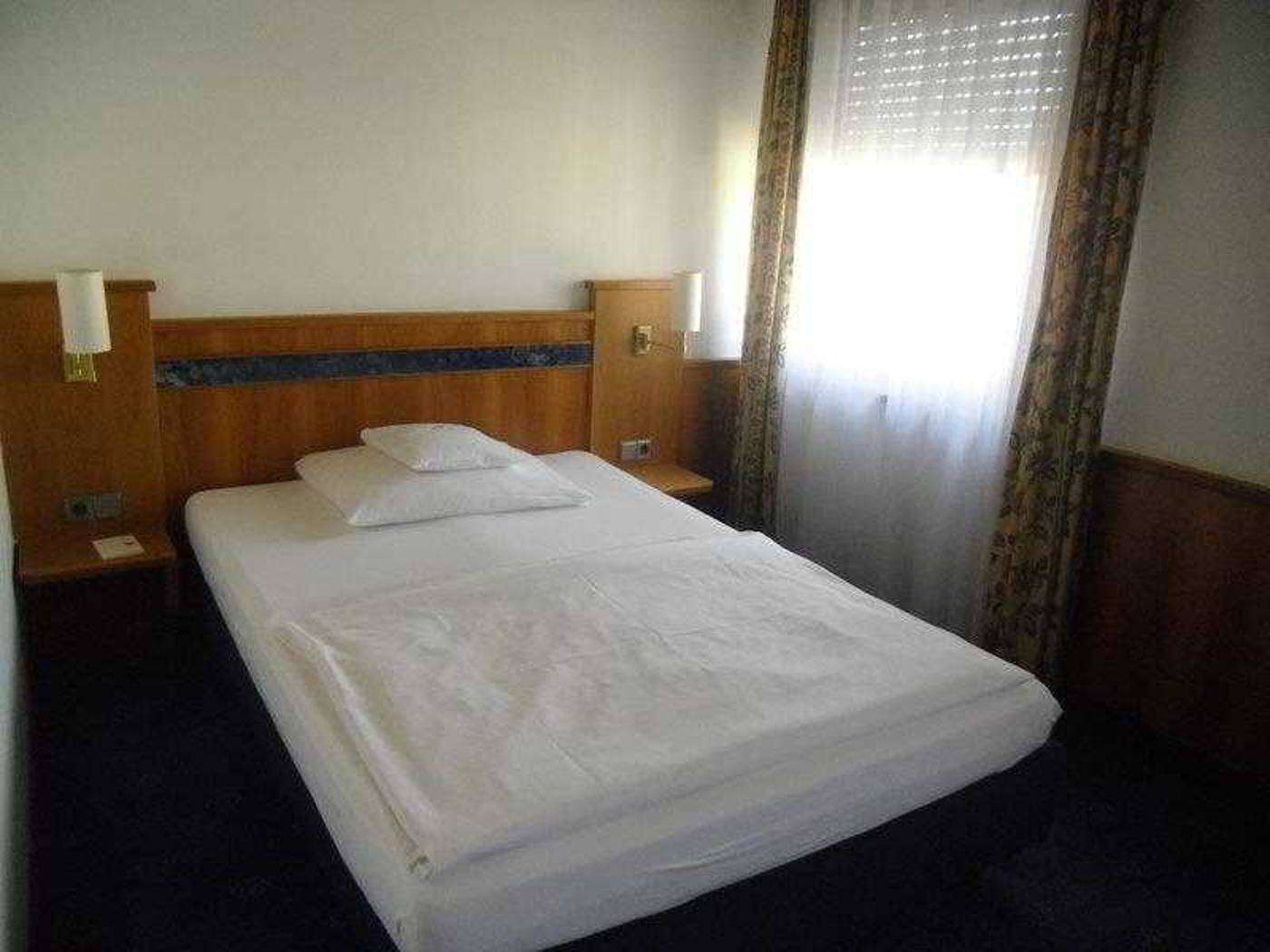 Hotel Stuttgart 21-Germany-STUTTGART-General view-3