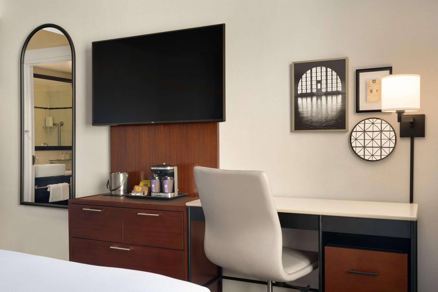 DoubleTree-by-Hilton-New-York-Downtown-Room-20