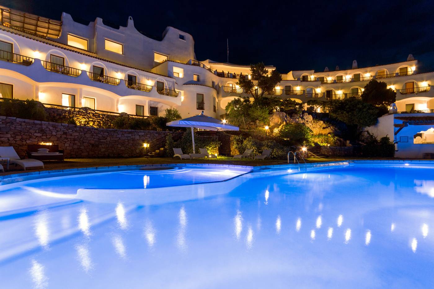 Luci-Di-La-Muntagna-Pool-4