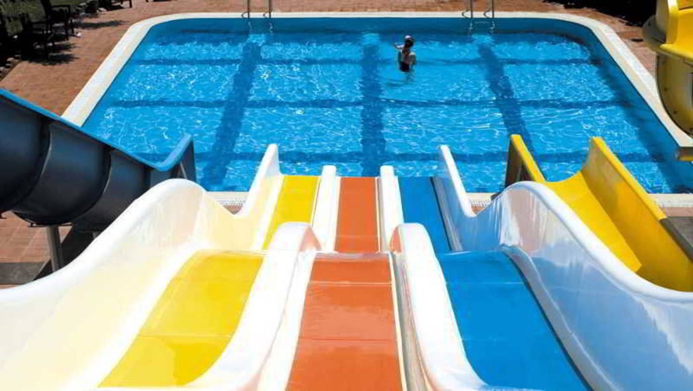 Fame-Residence-Goynuk-Pool-15