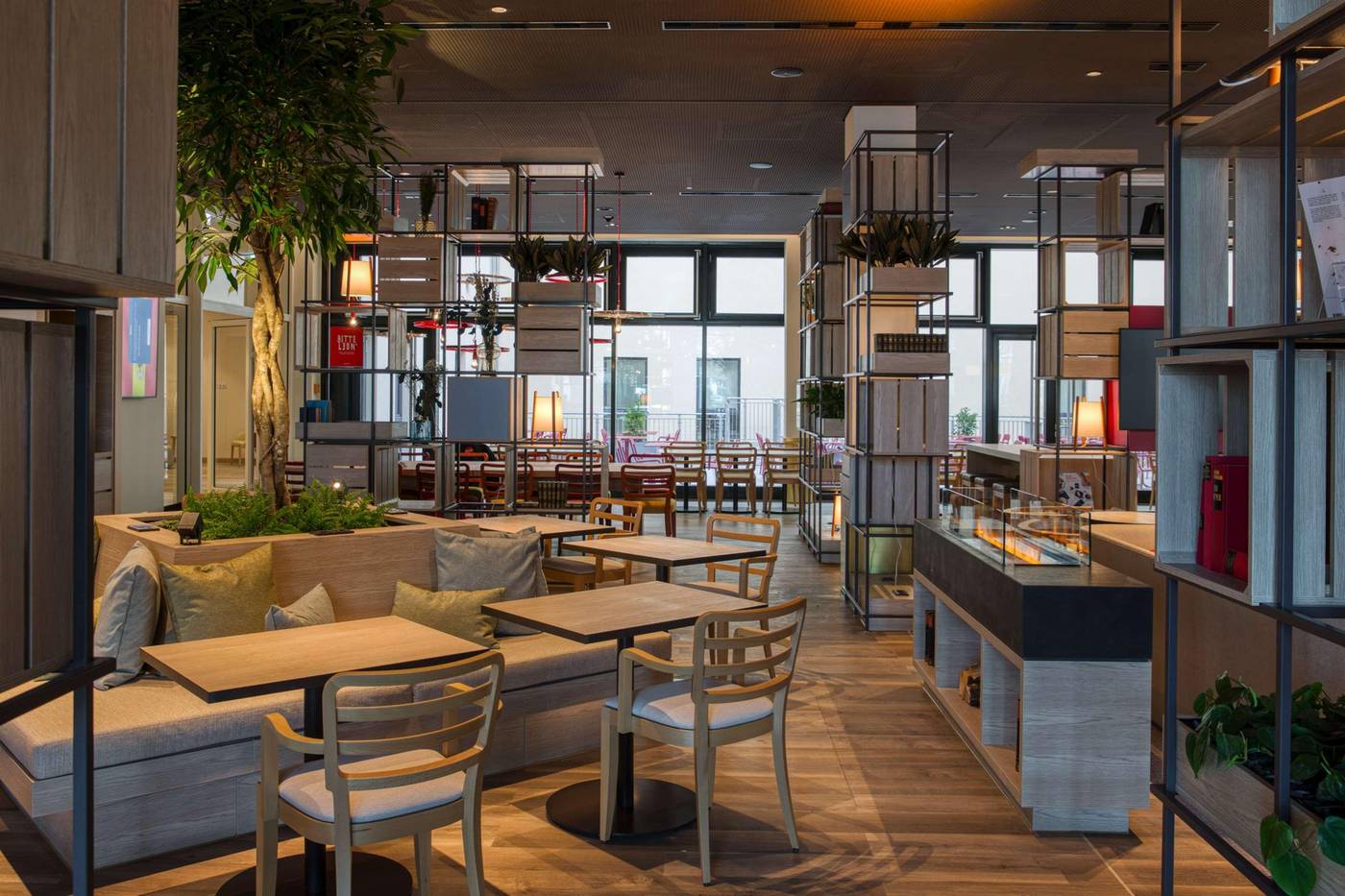 IntercityHotel-Berlin-Airport-BER-Terminal-1-2-Lobby-12