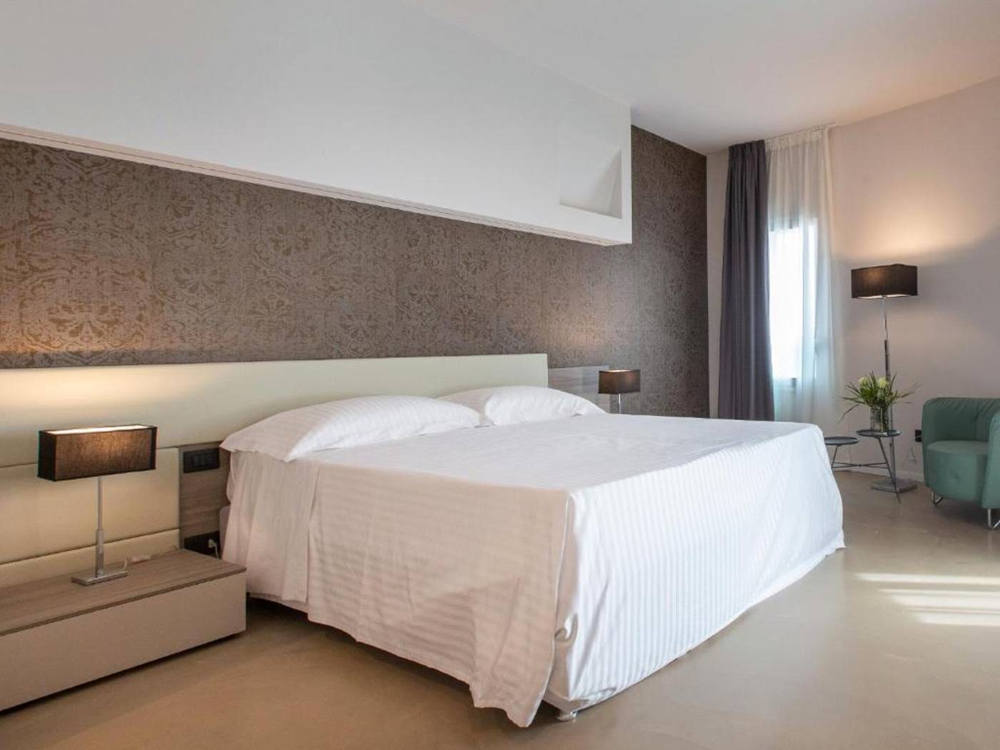 Grand-Hotel-Faraglioni-Room-10