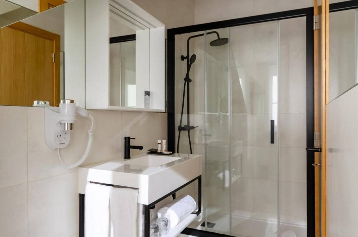 Rossio-Plaza-Hotel-Room-52