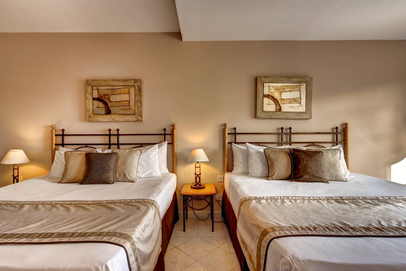 Verdi-St--George-s-Bay-Marina-Room-29