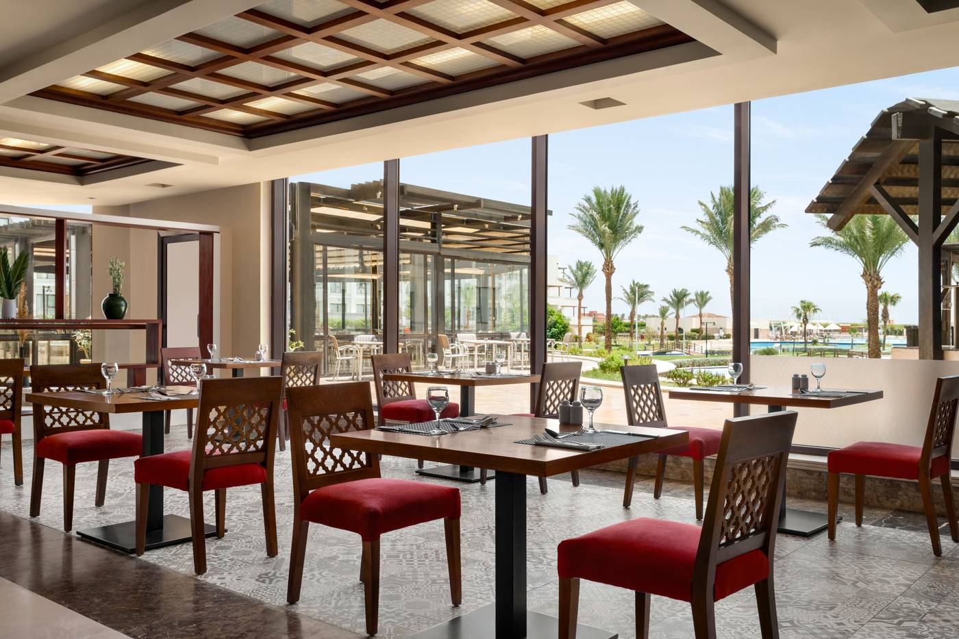 M-venpick-Resort---Spa-Soma-Bay-Restaurant-49