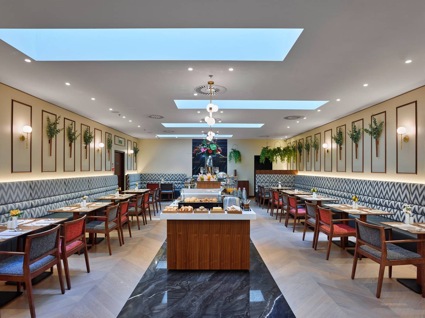 EST-Grand-Hotel-Savoy-Restaurant-44