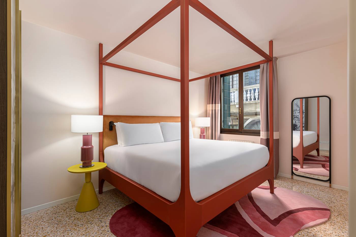 Palazzo-Dei-Fiori-By-Room-Mate-Room-45