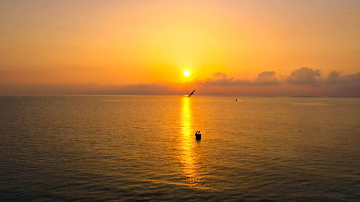 Crystal-Aura-Beach-Resort---Spa-Beach-58