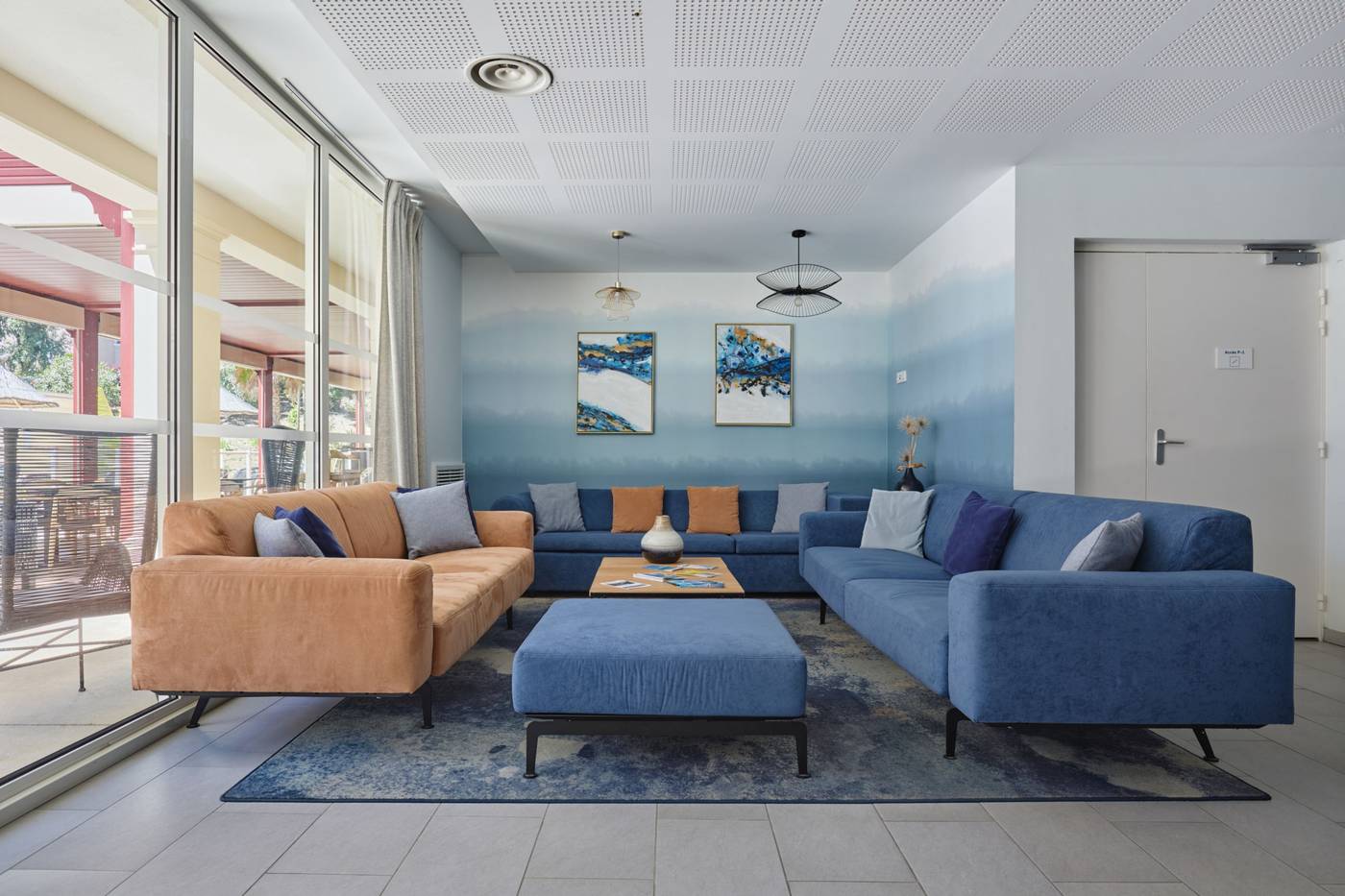 Residence-Prestige-Odalys-Les-Canissons-Lobby-52