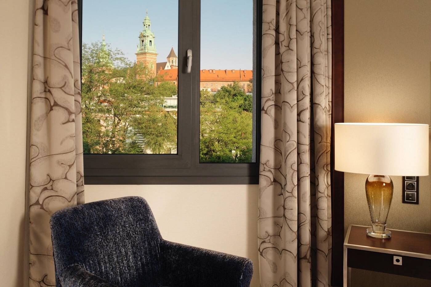 Sheraton-Grand-Krakow-Room-45