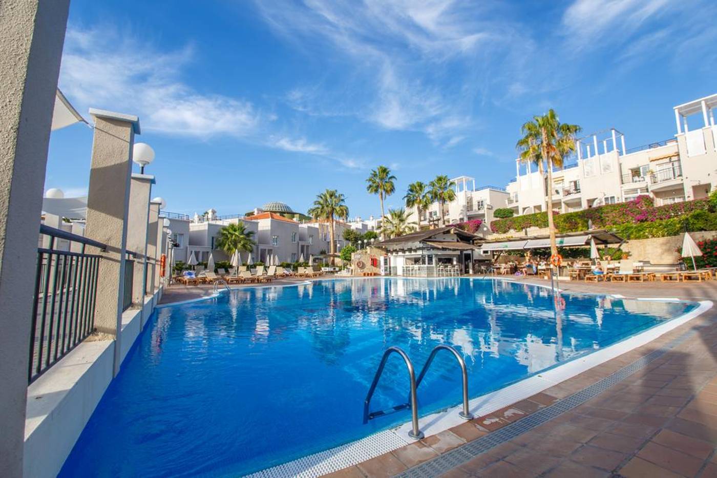 Los Olivos Beach Resort - Costa Adeje, Tenerife - On The Beach