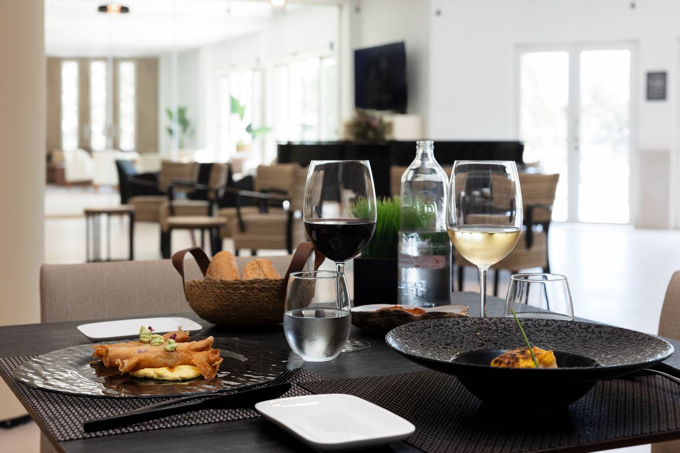 Ohtels-Gran-Hotel-Almeria-Restaurant-33