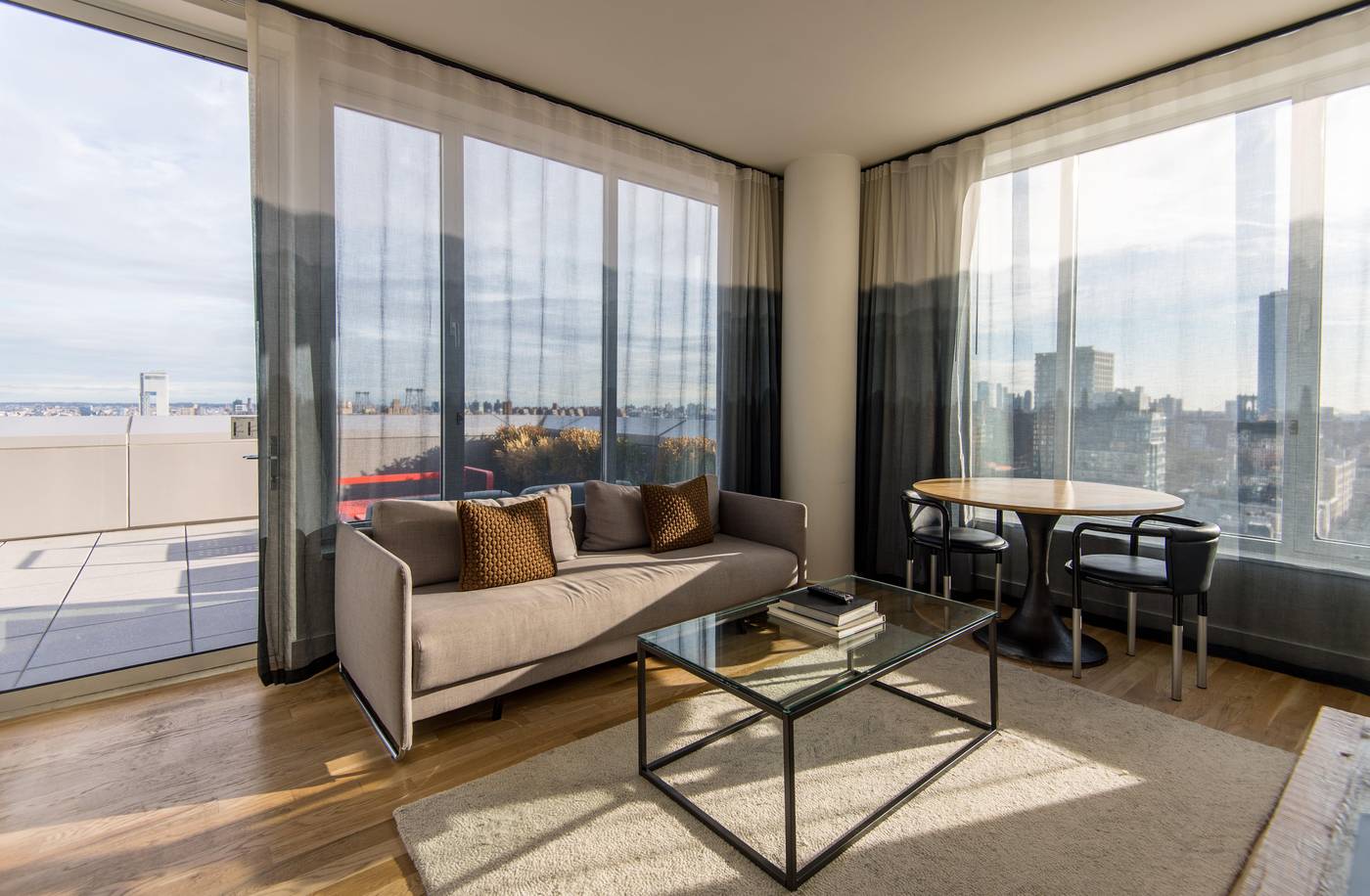 Hotel-Indigo-Lower-East-Side-New-York-Room-45