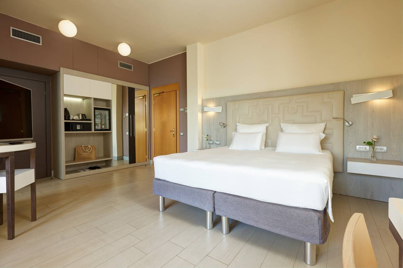 Almar-Timi-Ama-Resort---Spa-Room-39