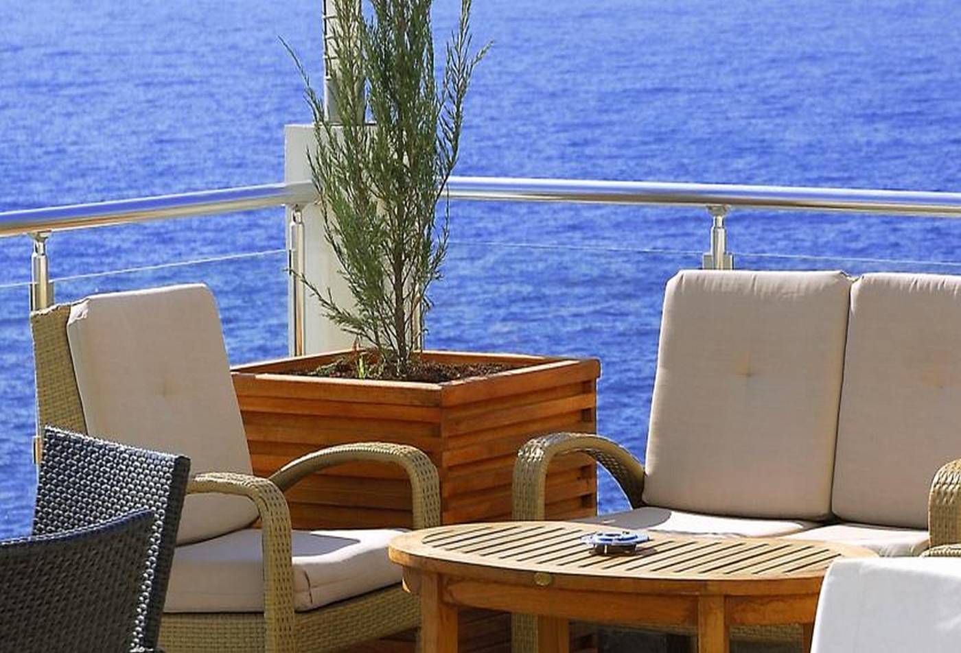 Korumar-Hotel-De-Luxe-Terrace-53