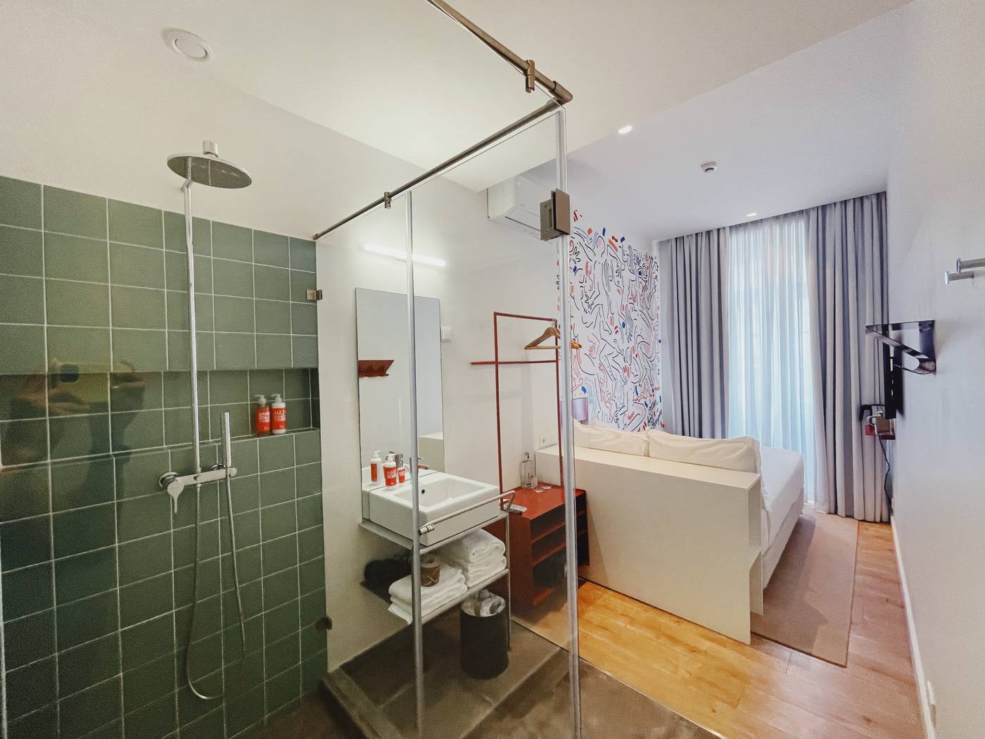 Esqina-Cosmopolitan-Lodge-Room-16