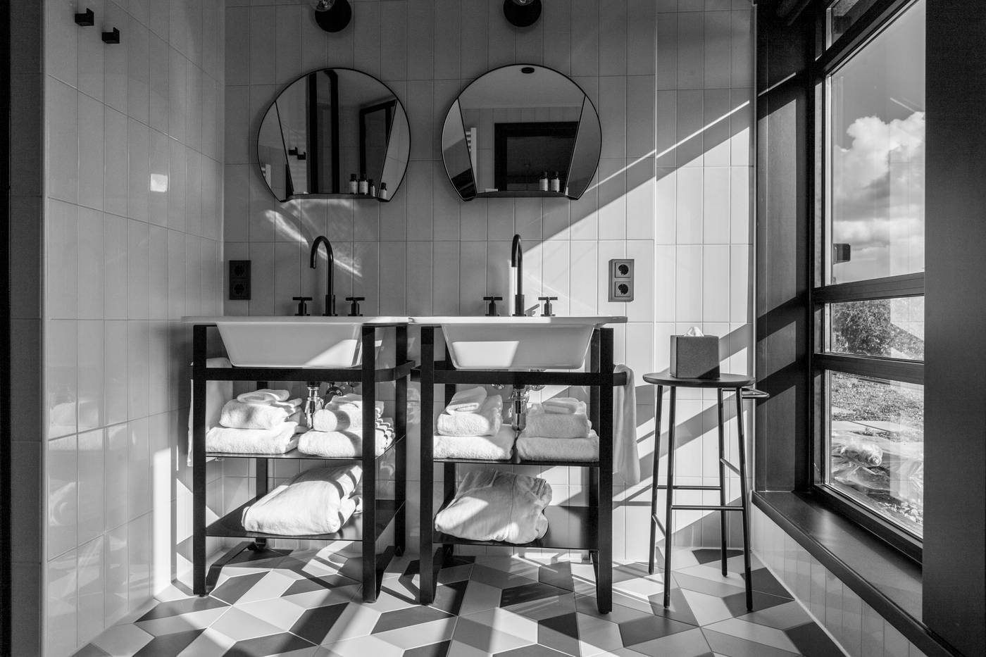 Hotel-V-Fizeaustraat-Room-47