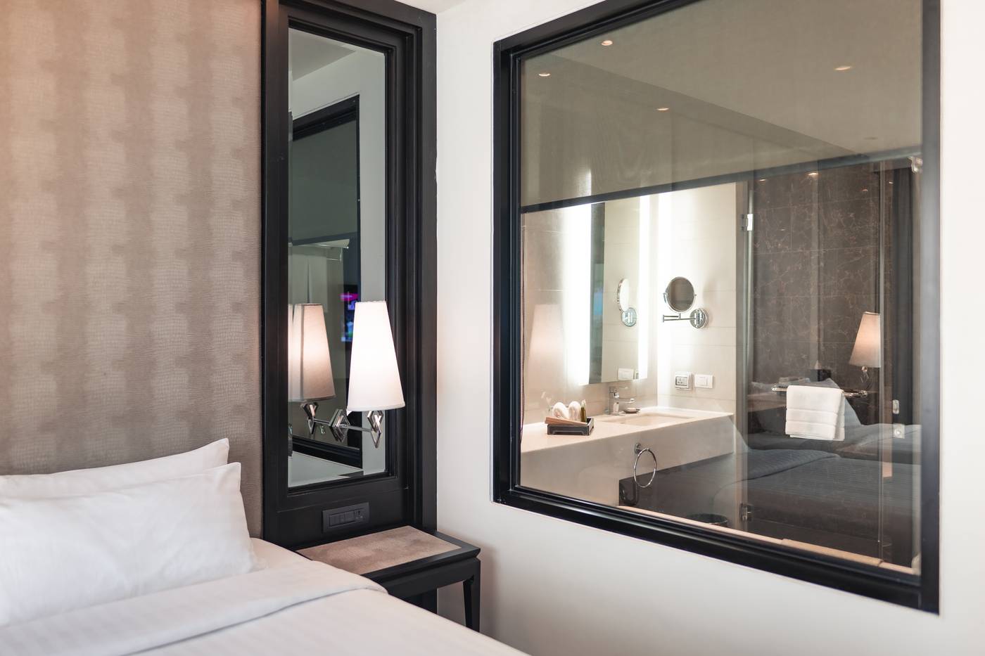 Movenpick-Hotel-Sukhumvit-15-Bangkok-Room-42