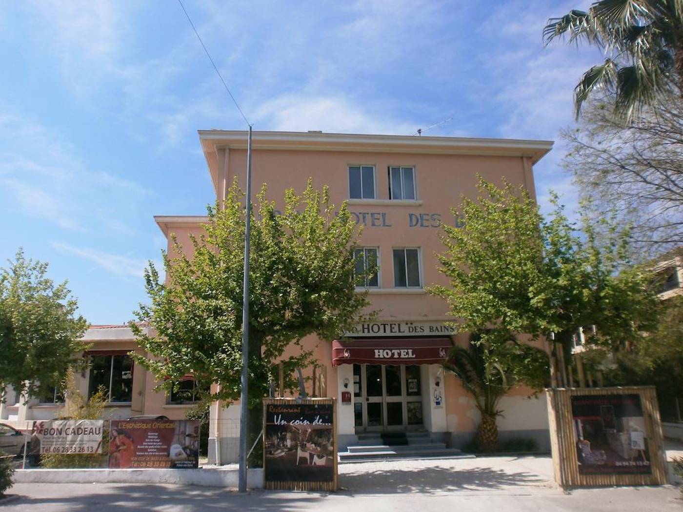 Adonis Sanary Hotel des Bains-France-SANARY SUR MER-General view-4