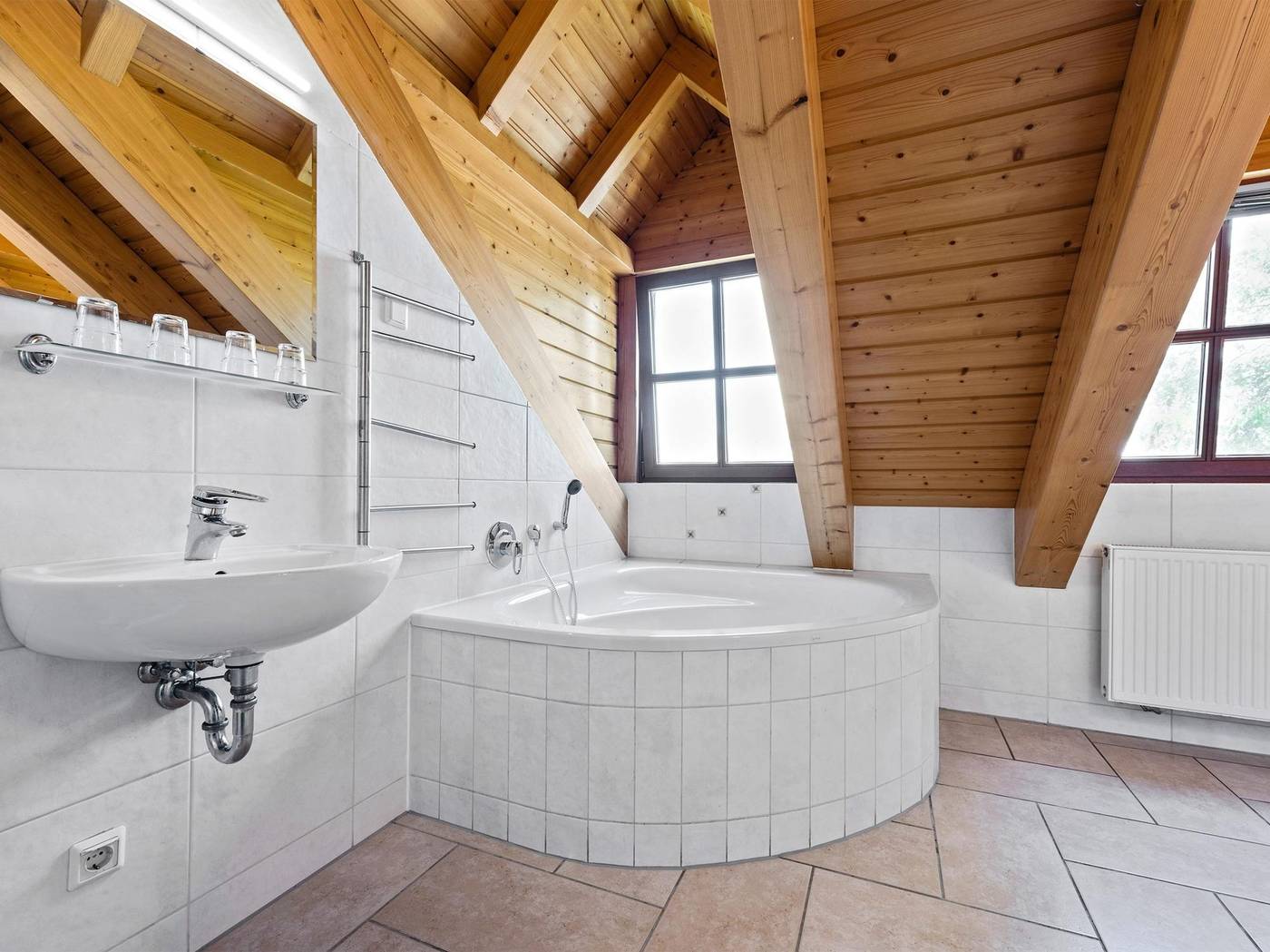 Hotel-Bohemia-By-Vivere-Stays-Room-24